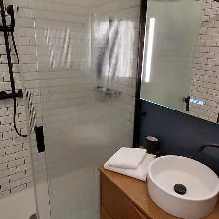 Apartment Burdigala Homes - L'appart Place Du Palais *